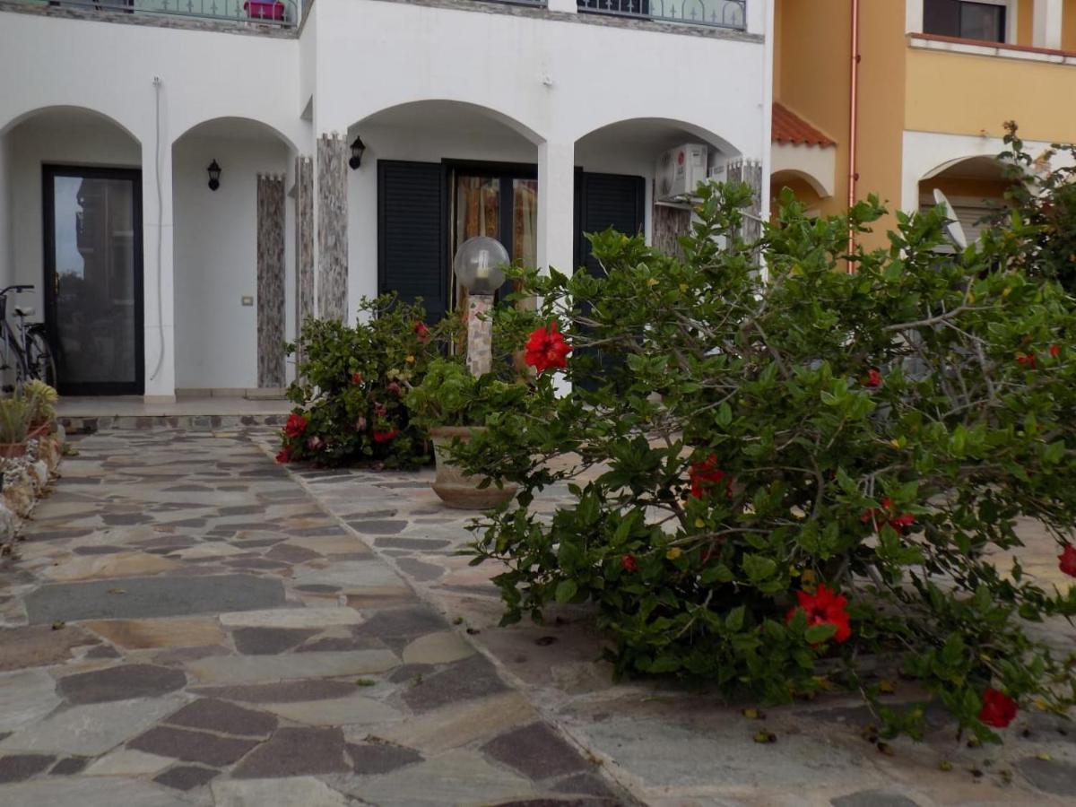 Cabras, Vacanze A Due Passi Dal Mare Exterior photo